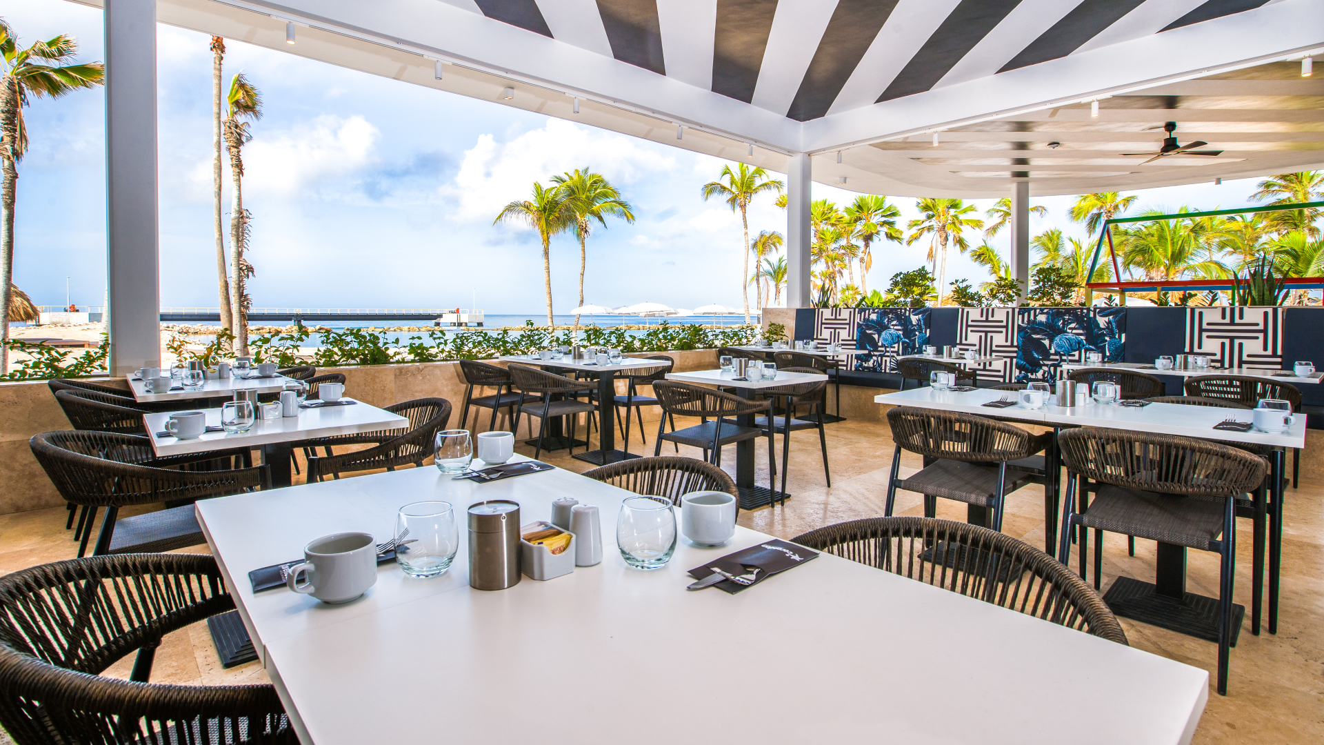 Corendon Mangrove Beach Resort Breeze Restaurant